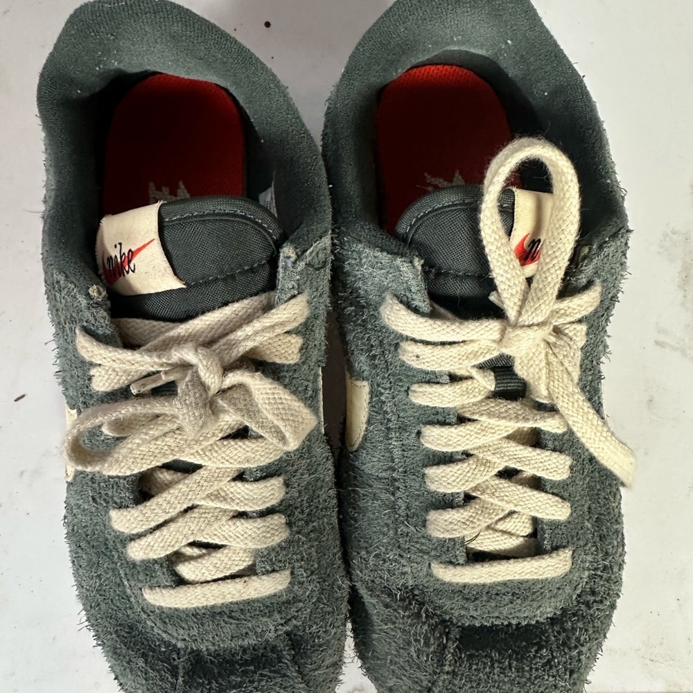 Nike women Gray Suede Sneakers with Cream Laces and Red Insole